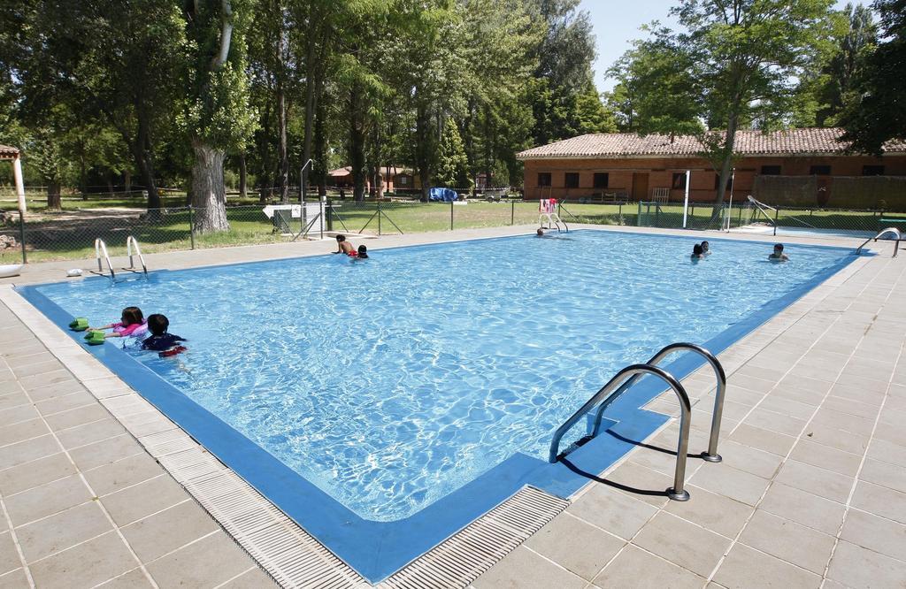Camping Fuentes Blancas Burgo المظهر الخارجي الصورة