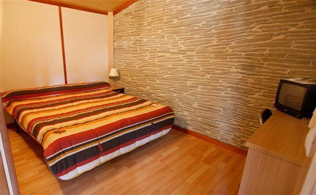 Camping Fuentes Blancas Burgo الغرفة الصورة